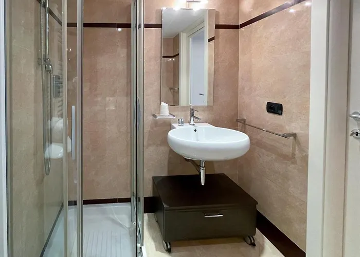 5 Pers Parking Wifi Ac Menton