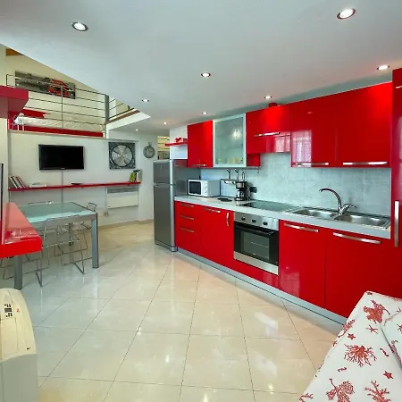 Bh - - Modern Flat 4 People * Menton