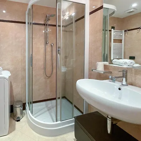 Appartement 5 Pers Parking Wifi Ac *