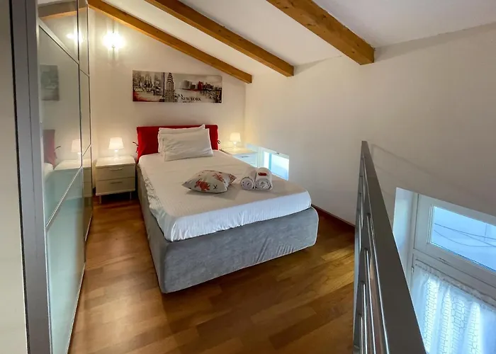 Apartamento 5 Pers Parking Wifi Ac